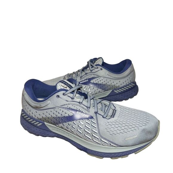 Brooks Adrenaline 21 size 11 Wide 2E Gray and Blue Sneakers